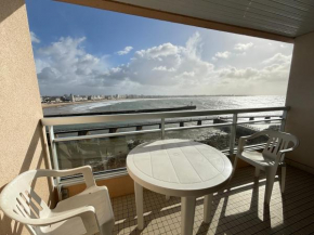 Studio confortable avec balcon et coin cuisine aux Sables-d'Olonne - FR-1-197-610